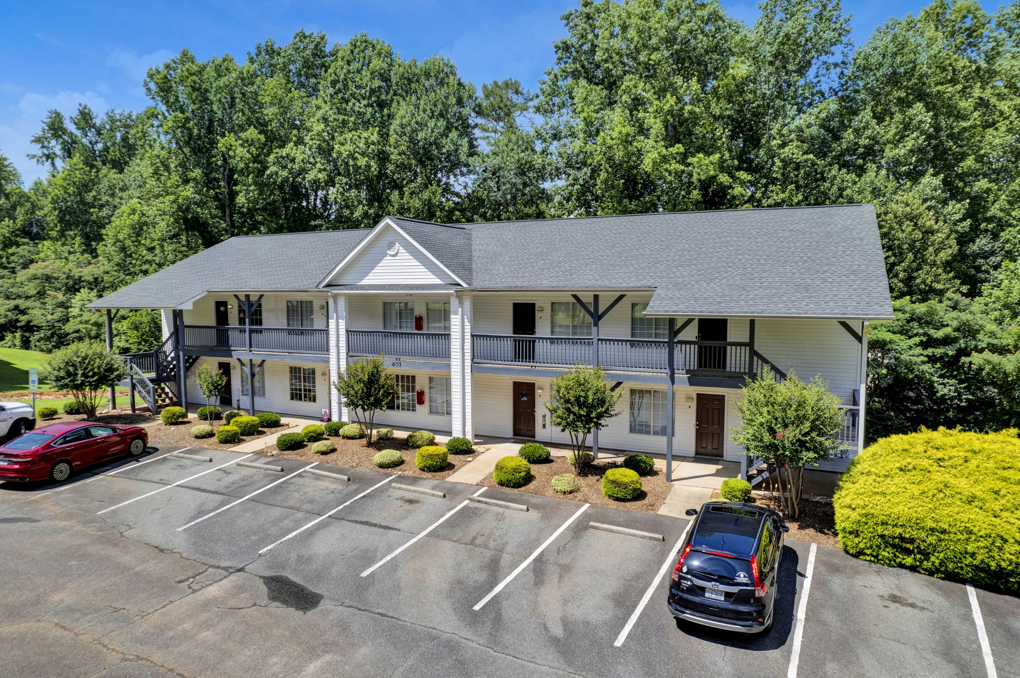 Chinaberry Commons
